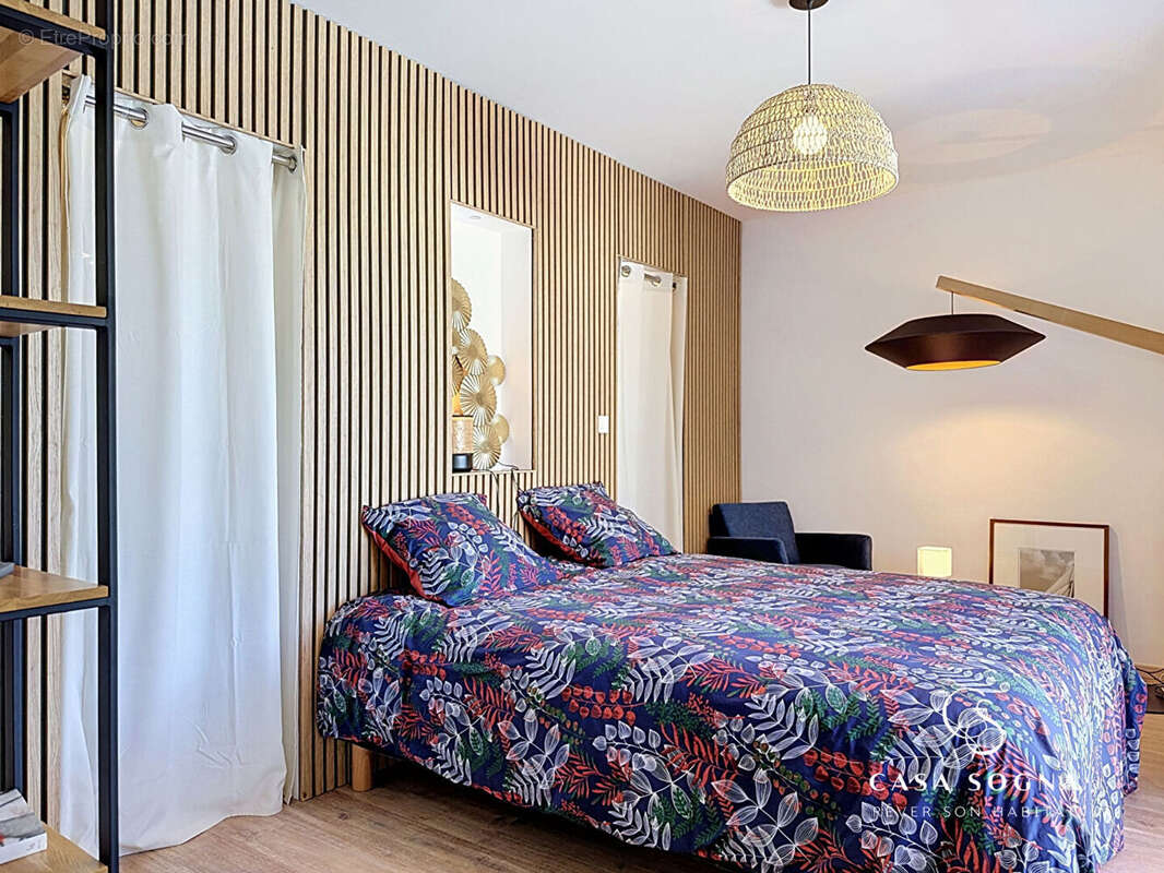 Villa contemporaine - 6 pièces - 131,82 m² - photo 10