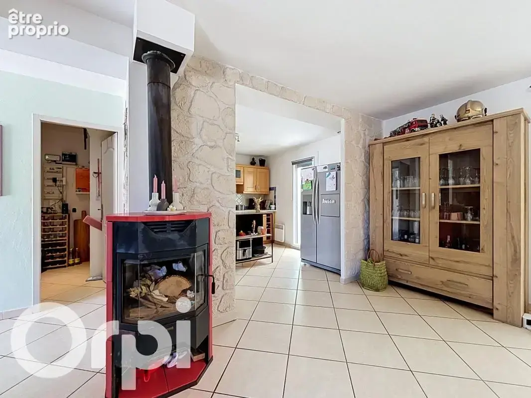 Maison familiale 4 pièces de 110 m² avec piscine à Puget-sur-Argens - photo 5