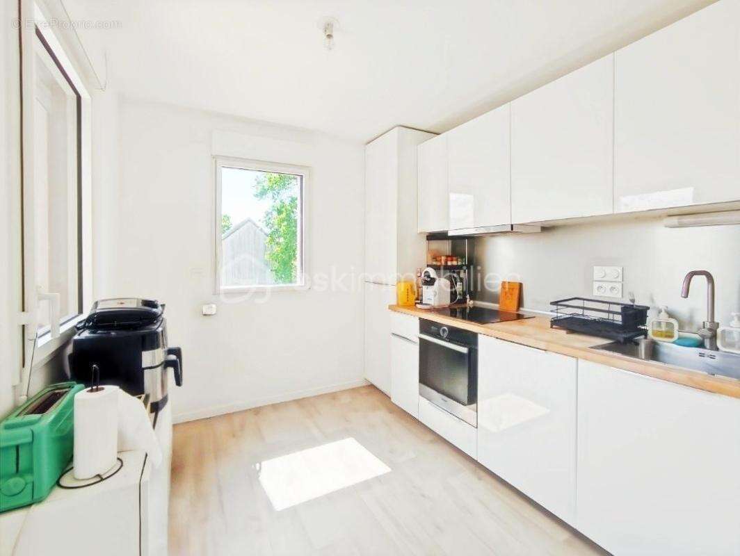 Appartement à CHAVAGNE
