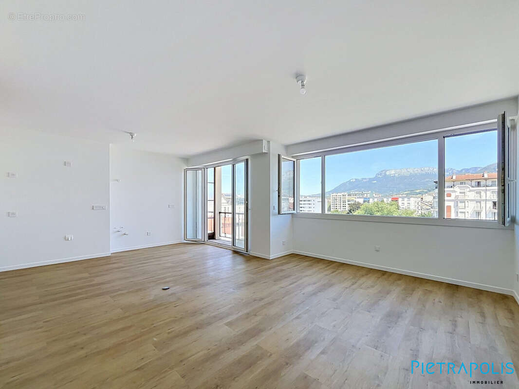 Appartement 94 m² à Annecy  - photo 5