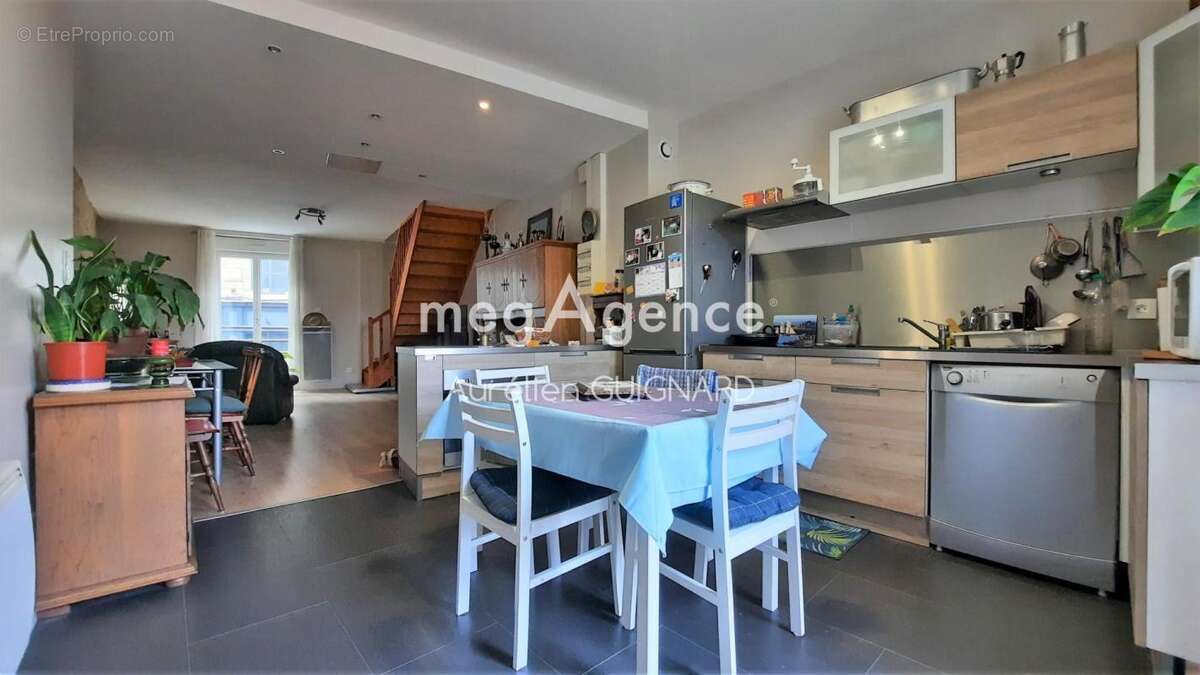 Appartement à BRESSUIRE