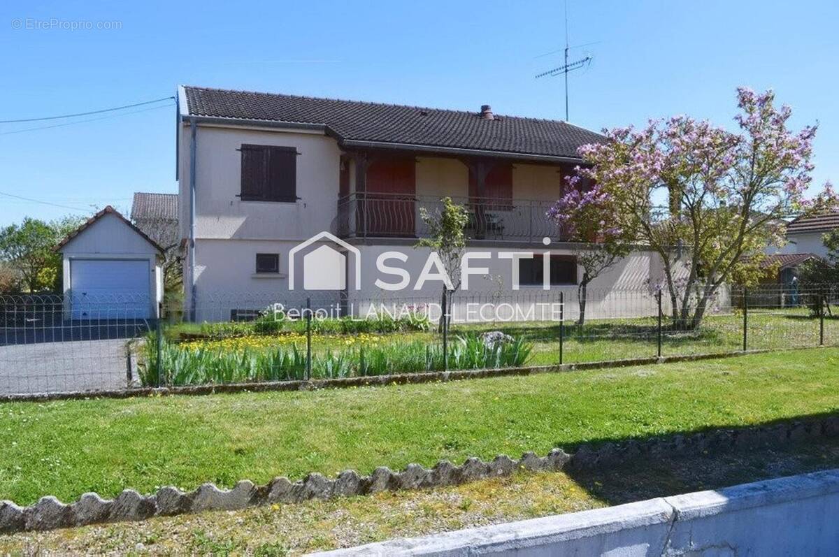 Photo 1 - Maison à SAINT-VIT