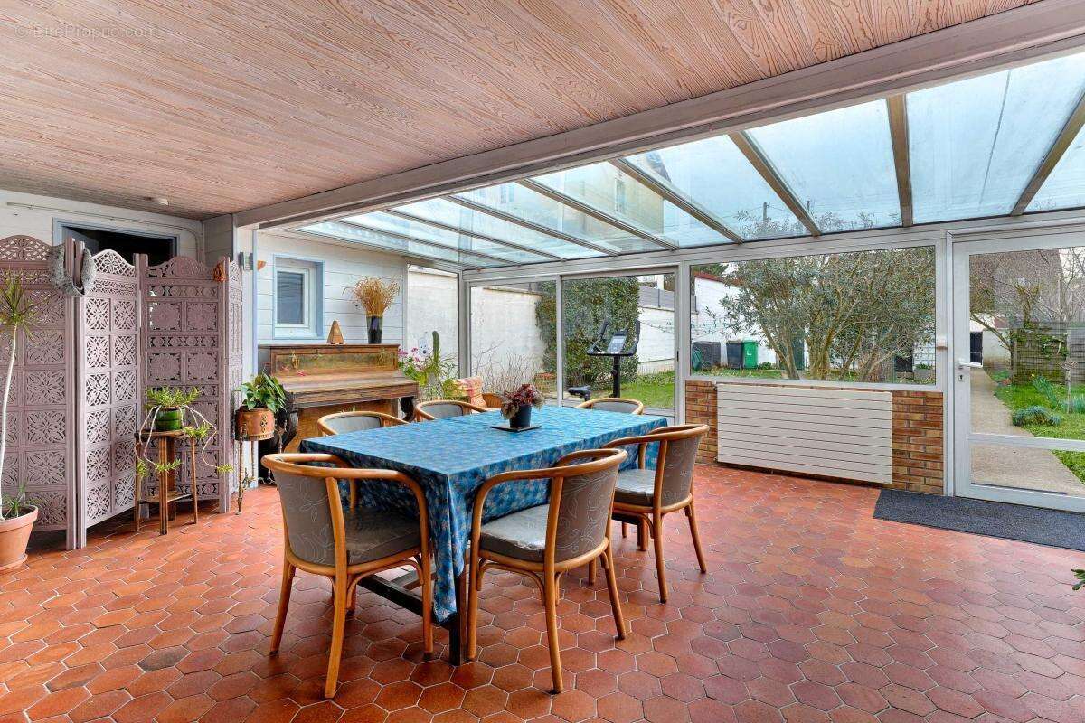 Maison à SAVIGNY-SUR-ORGE