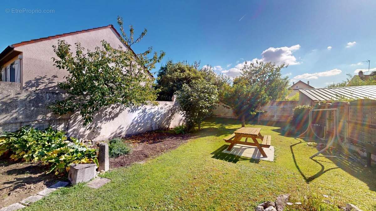 Maison à MONTFERMEIL