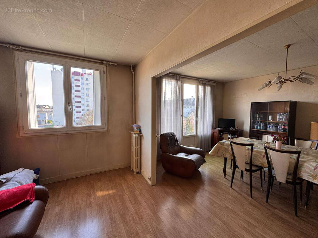 Appartement à BRETIGNY-SUR-ORGE