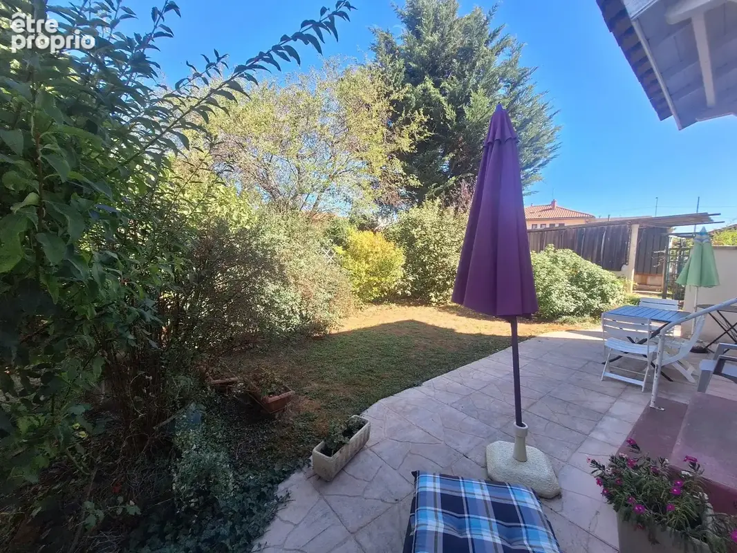 Photo 1 - Maison à MEYZIEU