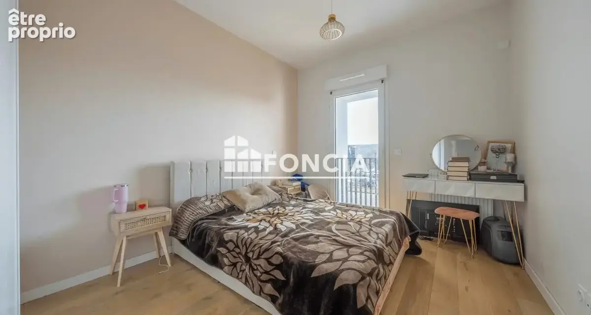 Appartement récent Type 4 en duplex - terrasse - parking - photo 6