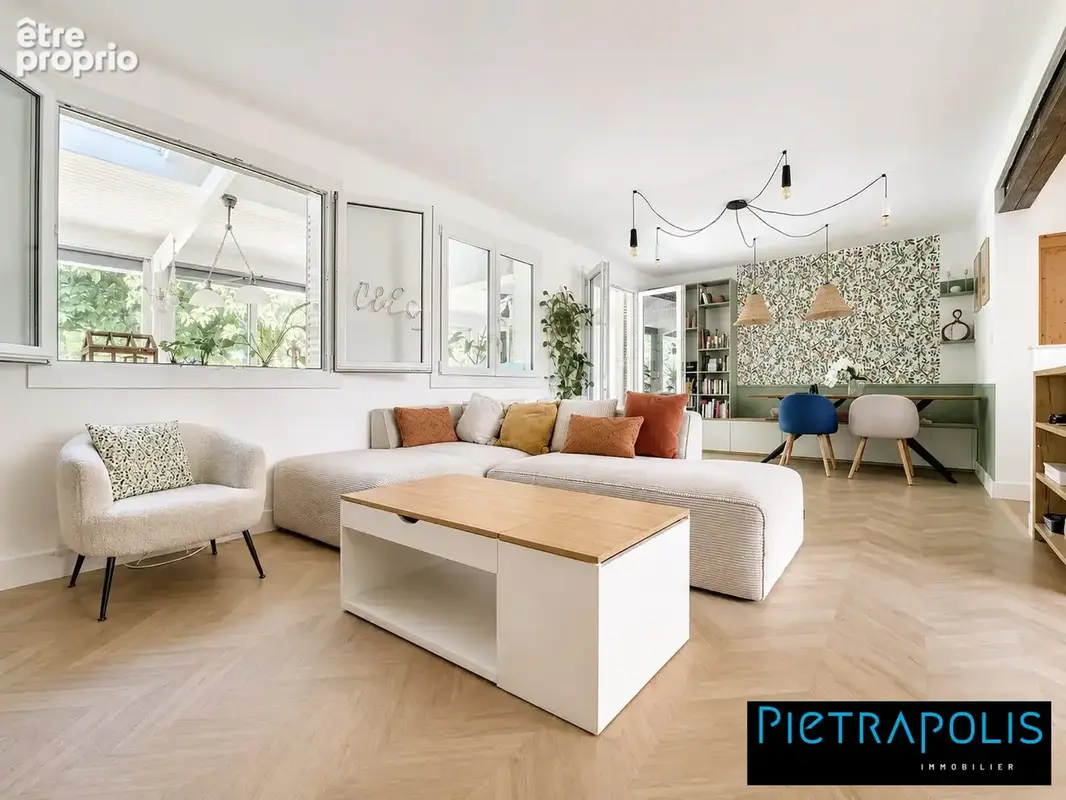 Maison 6 pièces 137 m² à vendre à Meyzieu (69330) - photo 3