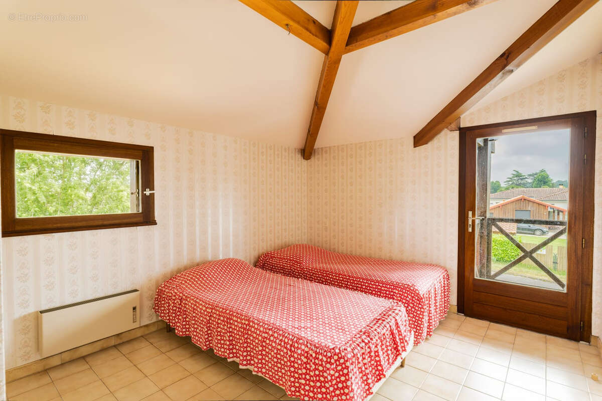 Maison à BENESSE-MAREMNE