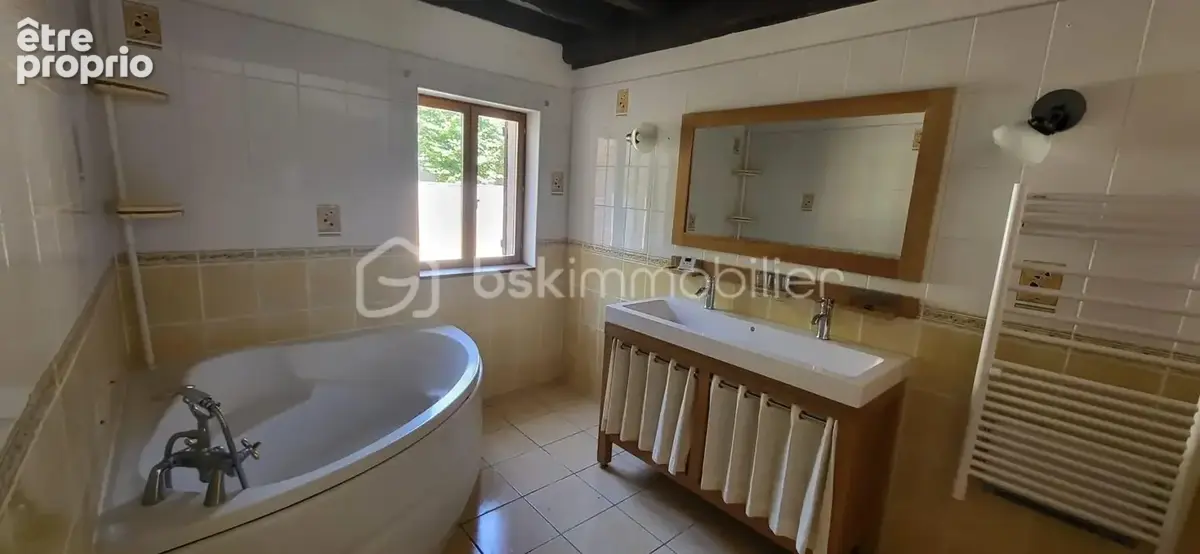 Maison familiale avec beau potentiel à La Ferté-Saint-Aubin - photo 7