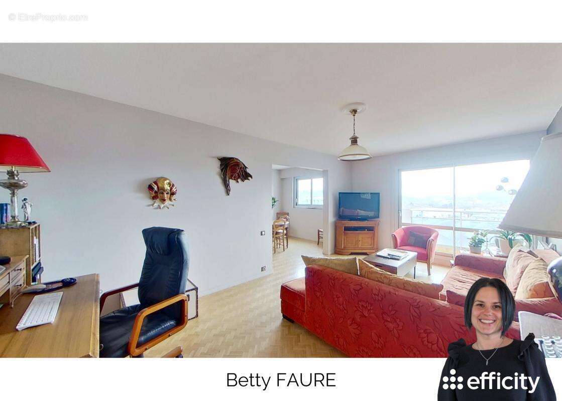 Appartement à SAINT-ETIENNE