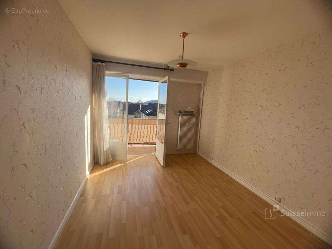 Appartement à VALDOIE