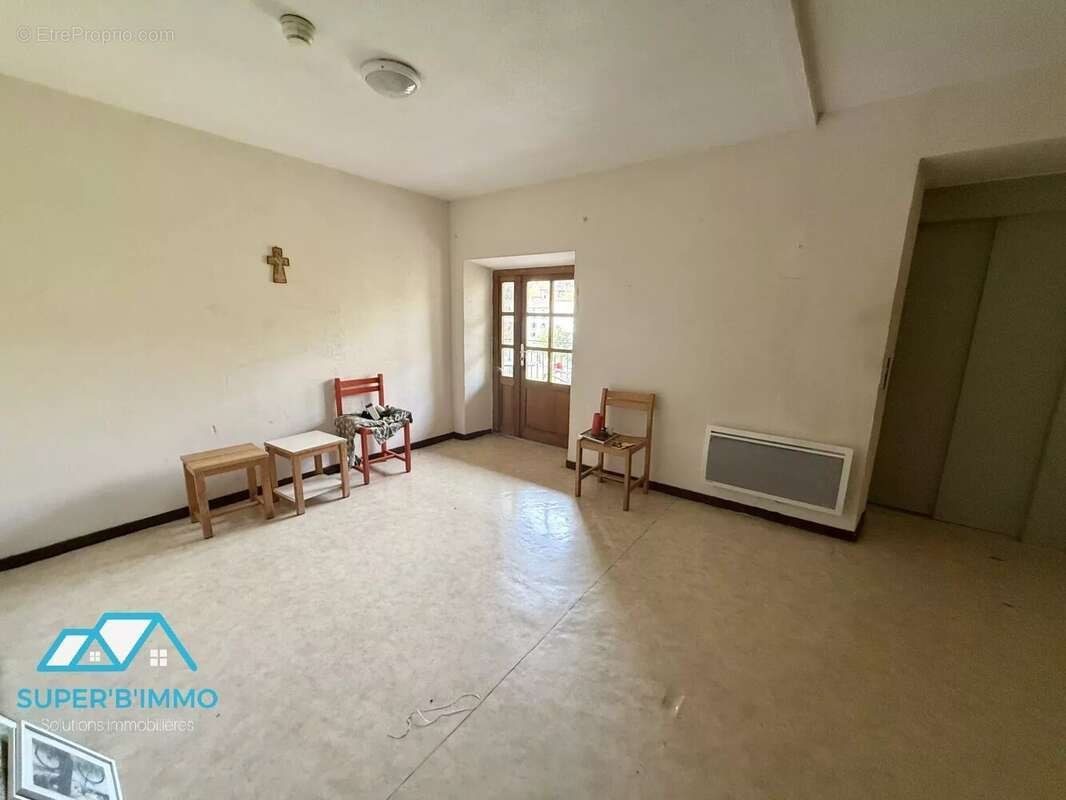 Appartement à LAVOUTE-CHILHAC