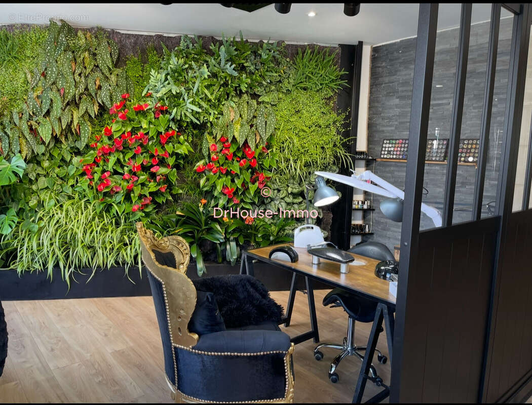 Commerce à CHATEAU-LA-VALLIERE