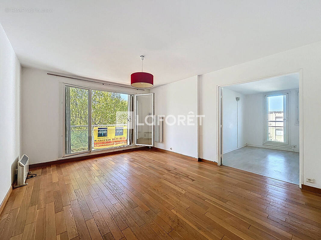 Appartement à VERNEUIL-SUR-SEINE