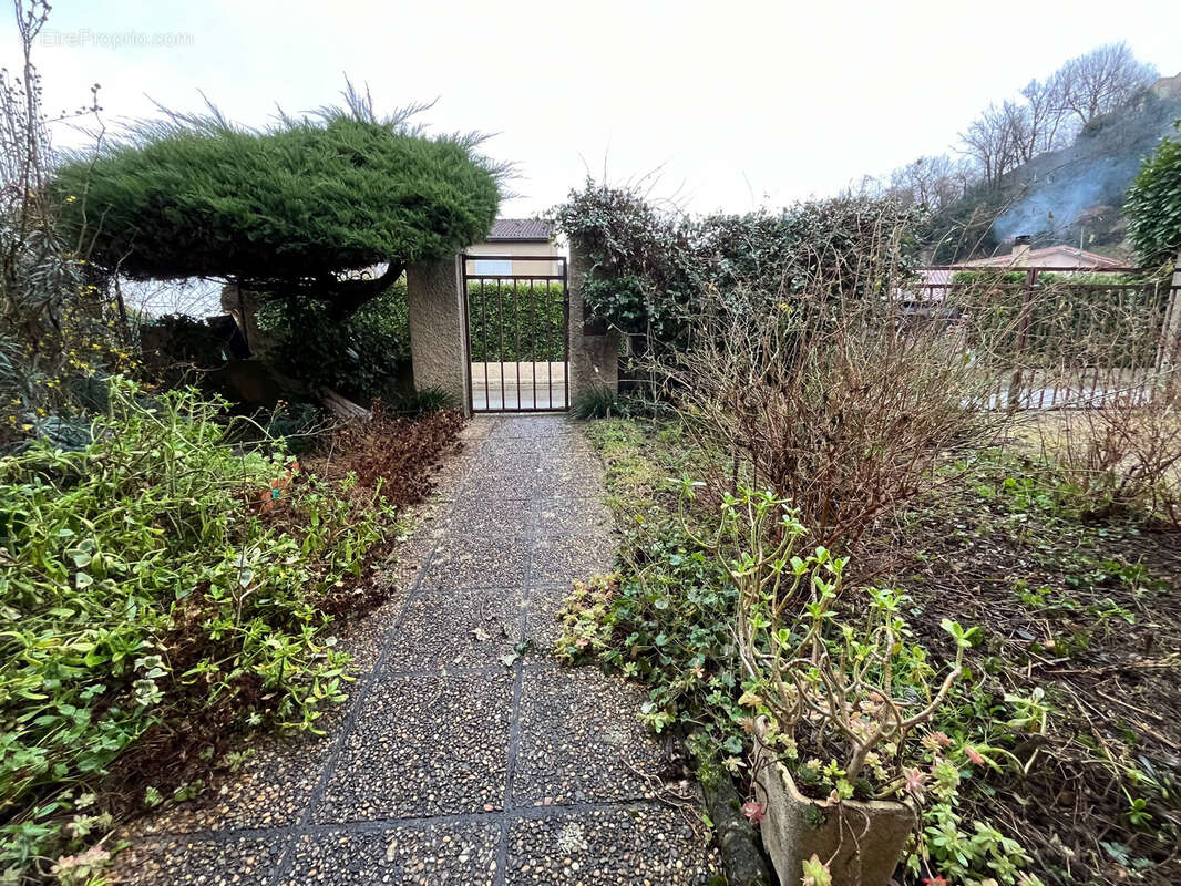 Maison à SAINT-PERAY