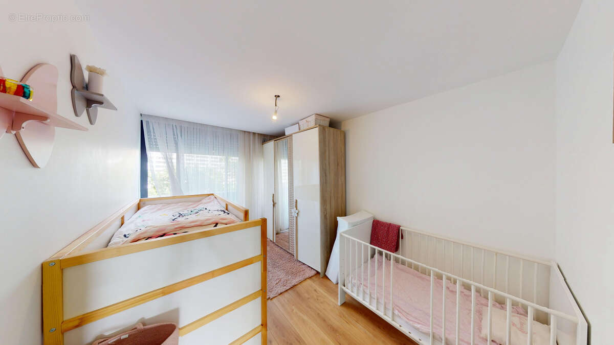 Appartement à LYON-9E
