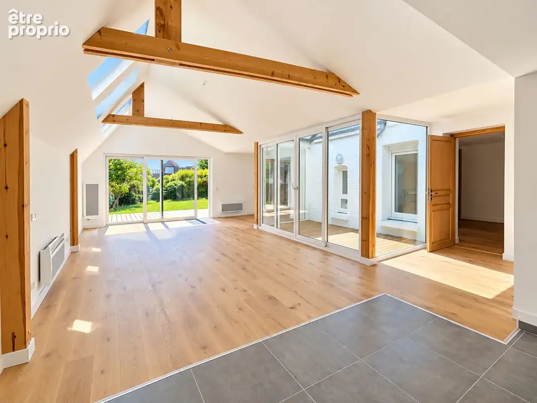 Photo Appartement à La Madeleine au prix de 425 000€