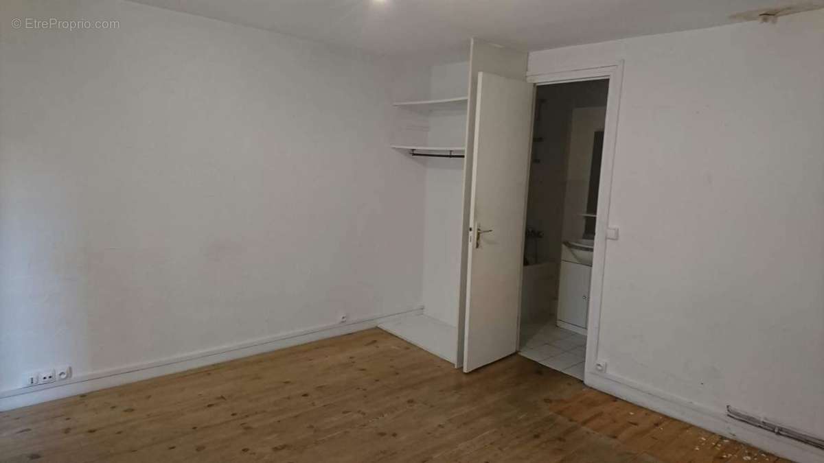 Appartement à PARIS-3E