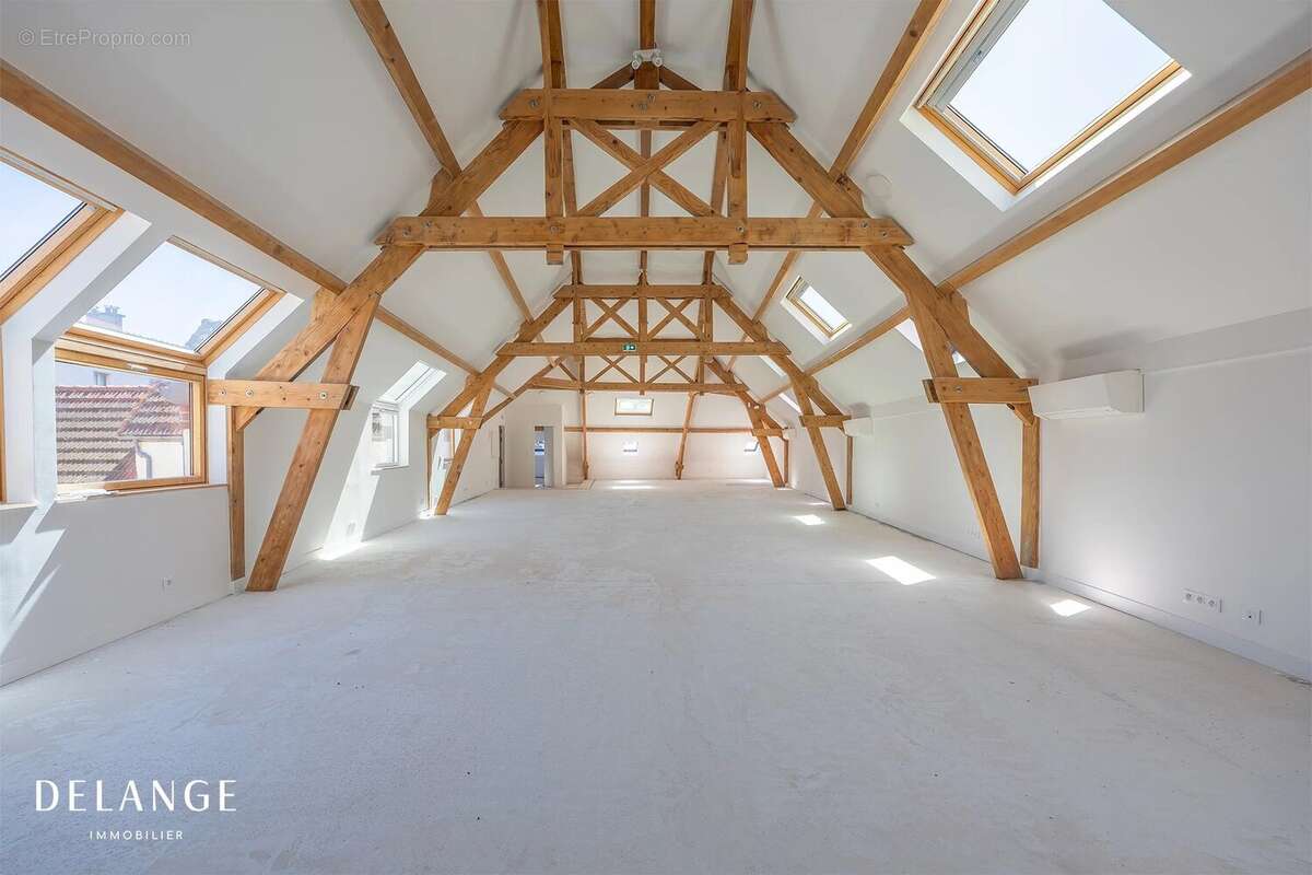 Loft 177 m² DPE A · Usage mixte - photo 2