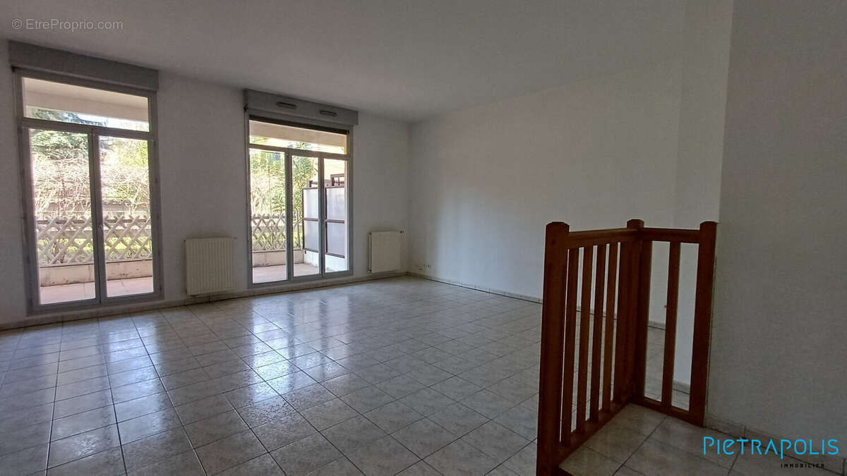 Appartement 79 m² à Lyon-4e  - photo 3