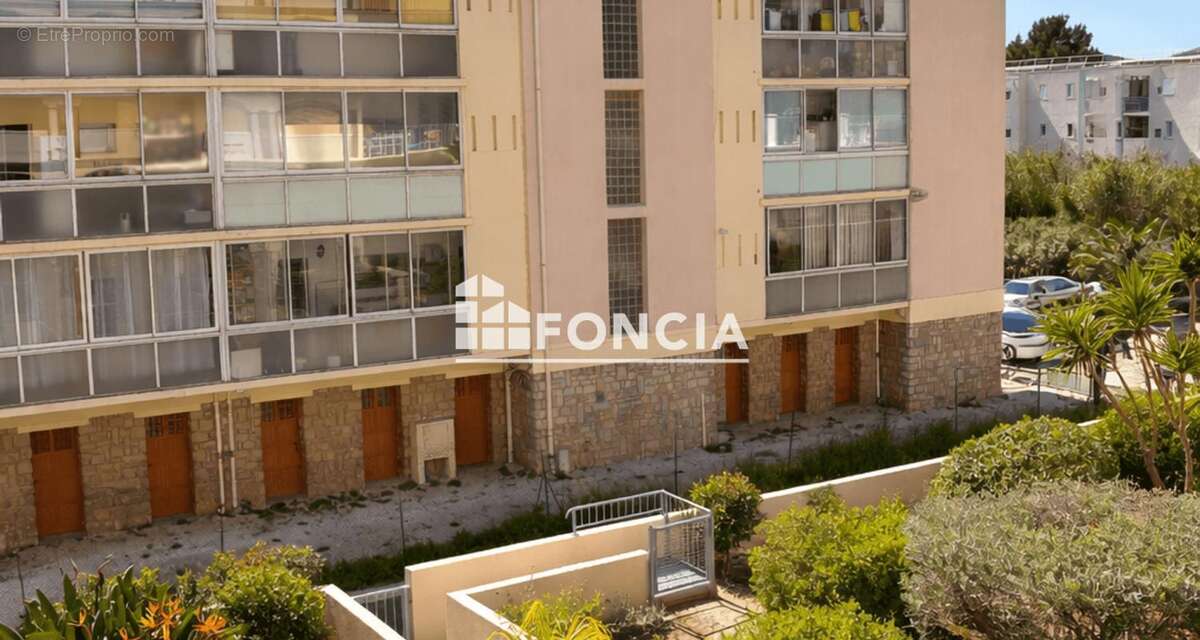 Appartement à HYERES
