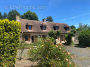 Maison à SAINT-YRIEIX-LA-PERCHE