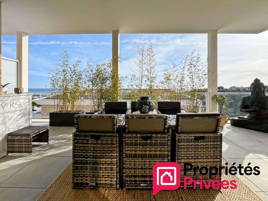 Appartement à VILLENEUVE-LOUBET