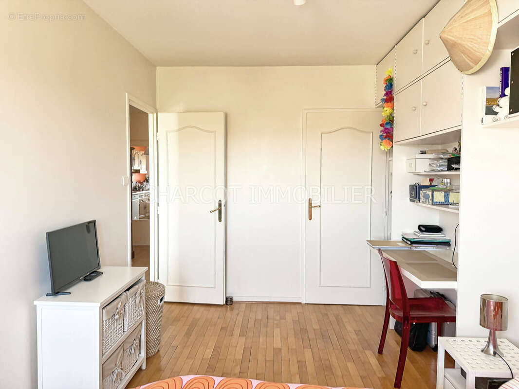 LYON 5ème   Exclusivité  Appartement T4 traversant au dernier étage avec ascenseur - photo 13