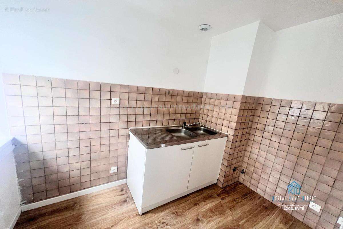 Appartement à CHABONS