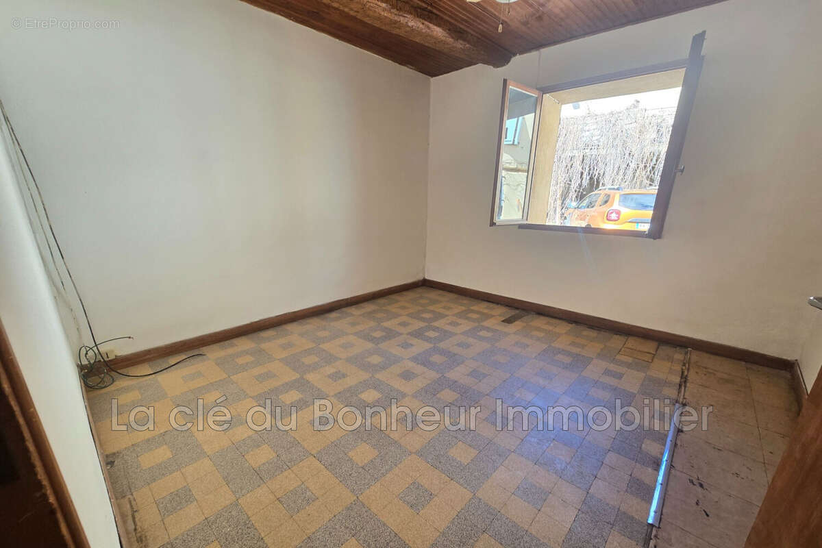 Maison à ESPARRON-DE-VERDON