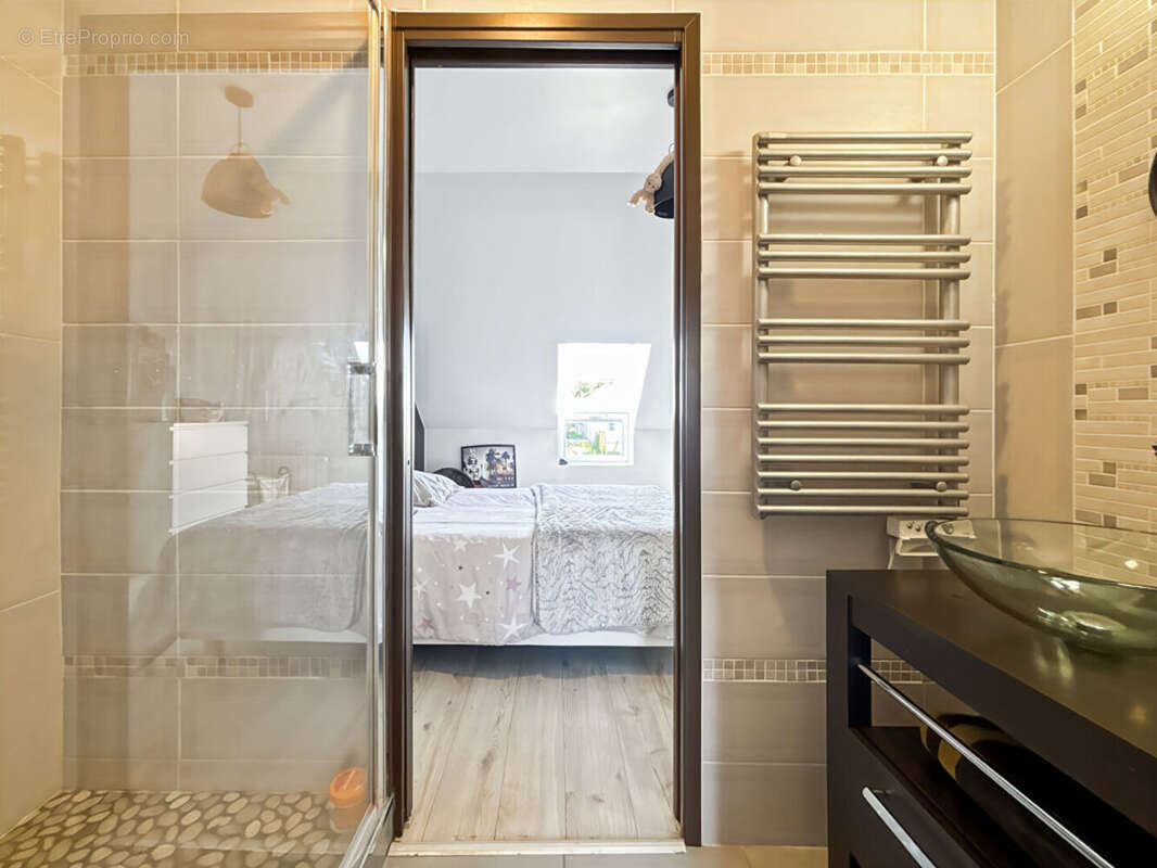 Maison à MENERVILLE