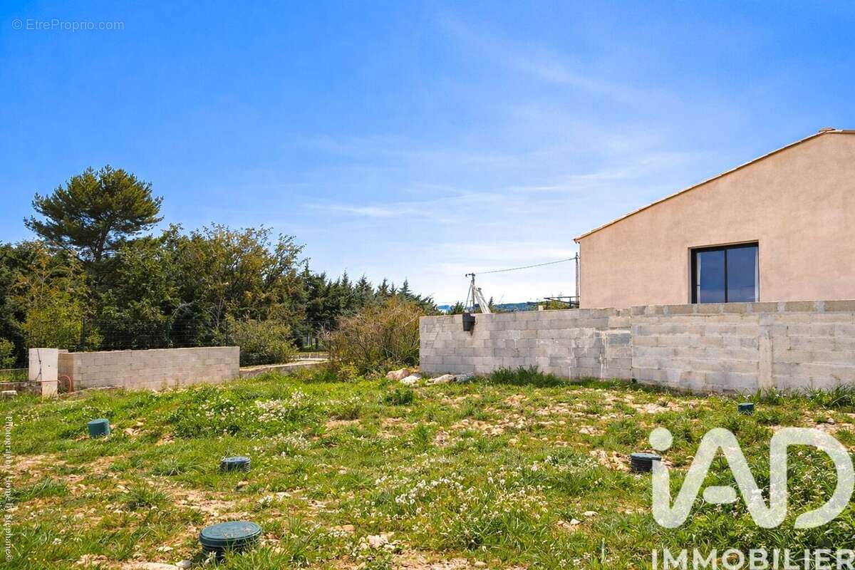 Photo 2 - Maison à PLAN-D'AUPS-SAINTE-BAUME