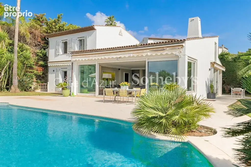 Villeneuve Loubet, villa de 205 m² avec piscine dans un domaine privé sécurisé - photo 16