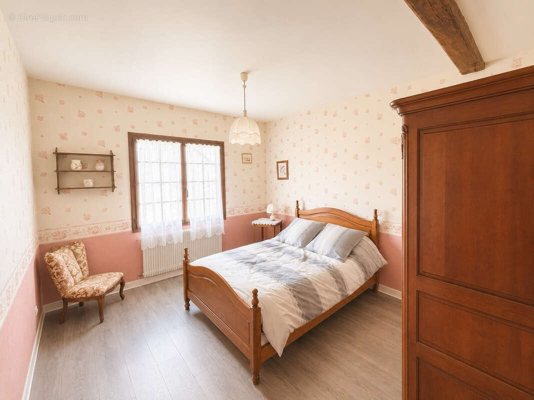 Maison à IZEURE