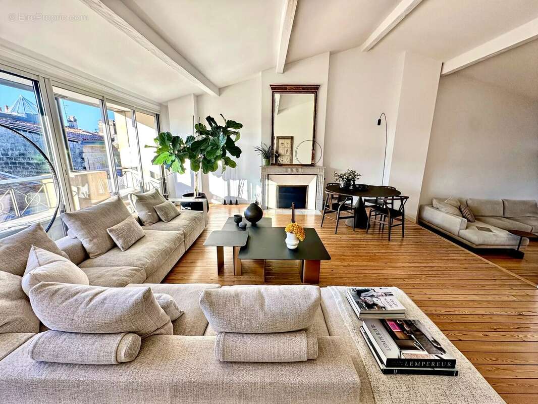 Appartement à BORDEAUX