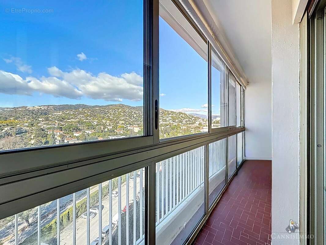 Appartement à MANDELIEU-LA-NAPOULE