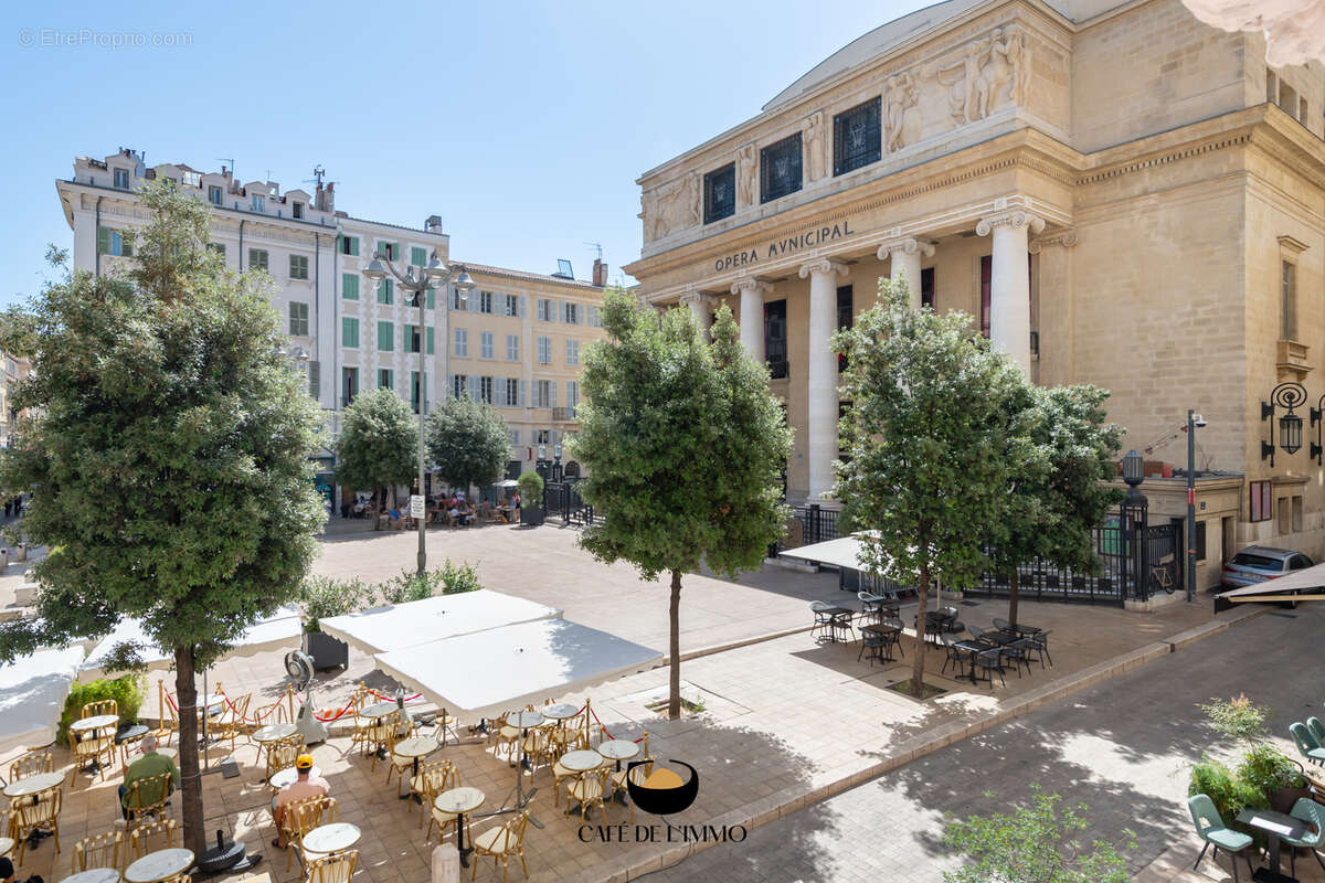 Commerce à MARSEILLE-1E