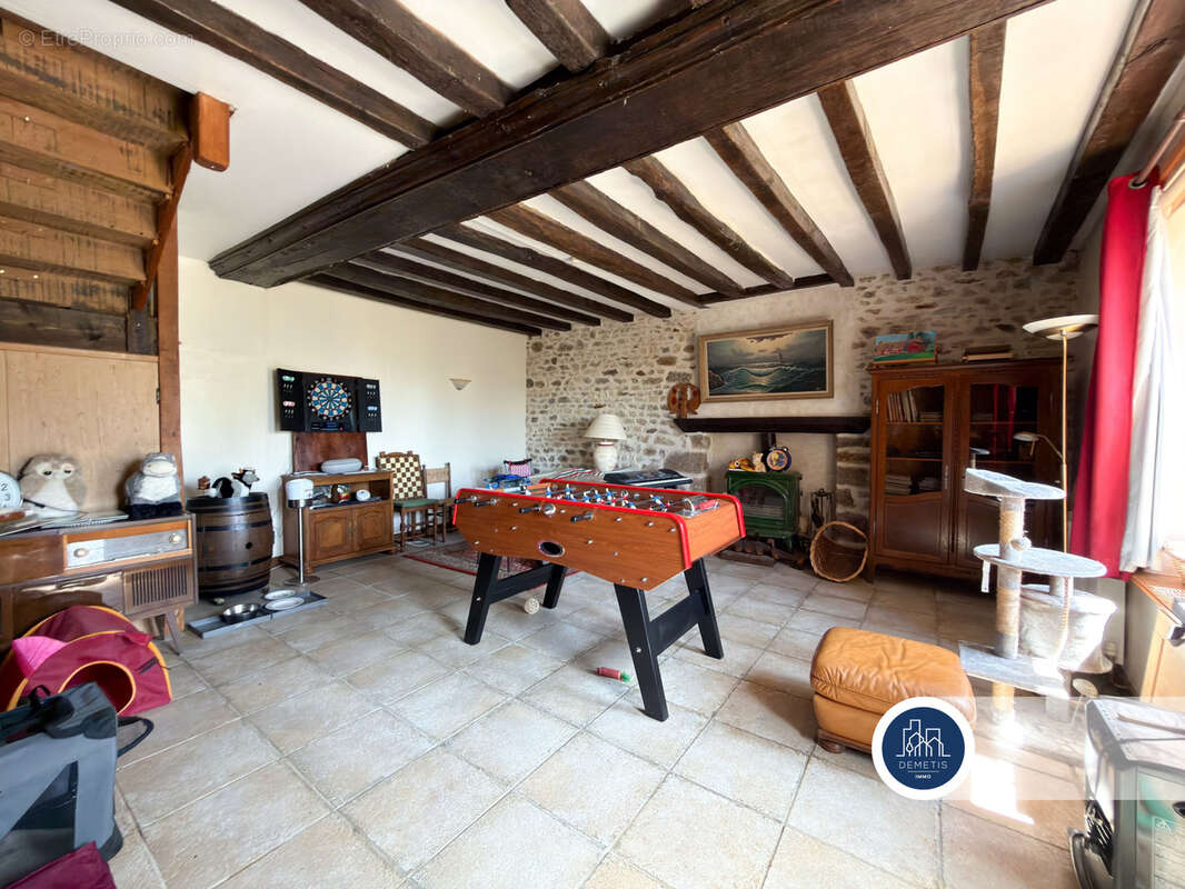 Propriété de caractère avec trois habitations, piscine et dépendances - photo 15