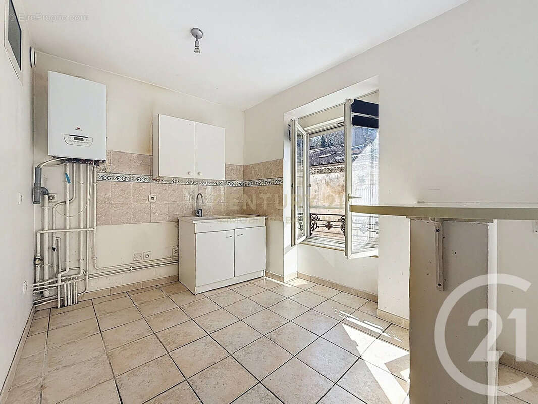 Appartement à BOURGOIN-JALLIEU