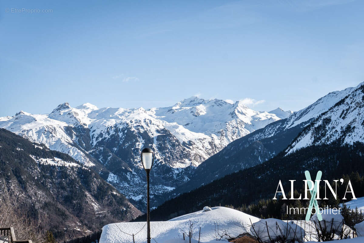 Maison à LA PERRIERE