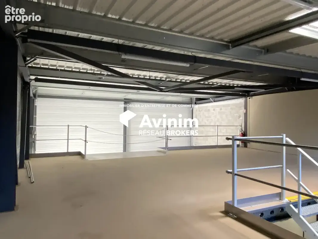 Commerce 820 m² à vendre à Le Cannet-Des-Maures (83340) - photo 7