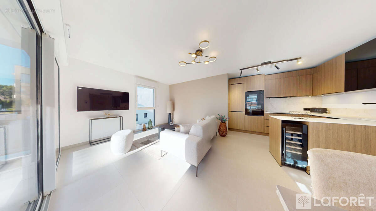 Appartement à FREJUS