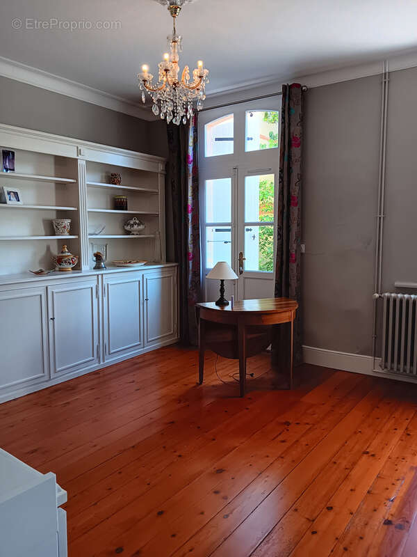 Maison à GRATENTOUR