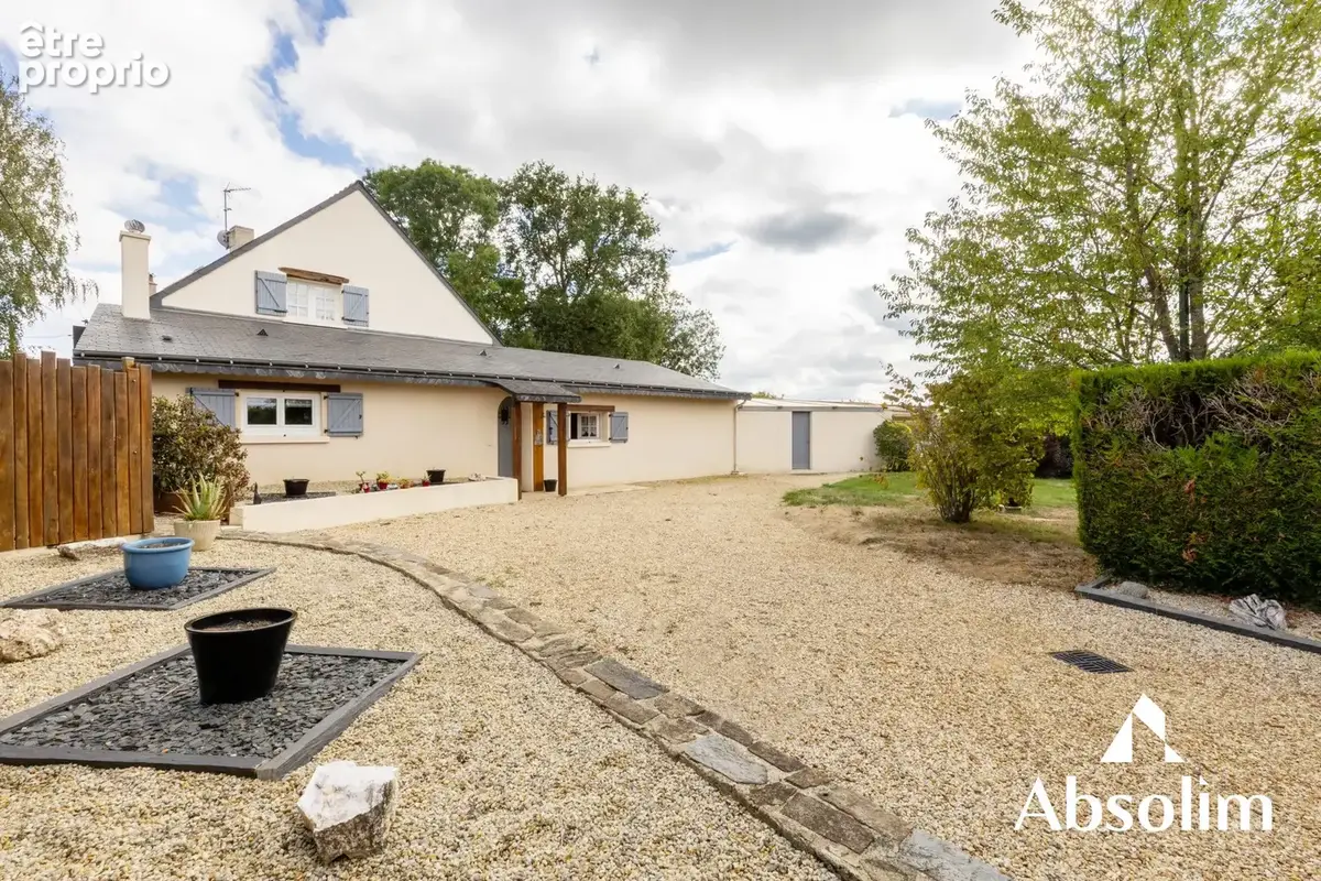 Photo Maison à Brissac-Quince au prix de 399 000€
