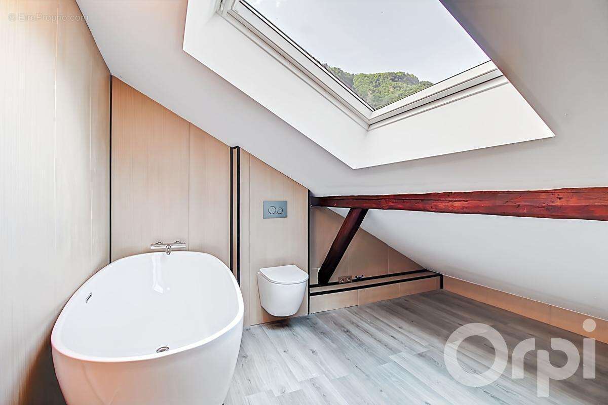 Appartement à MARIGNIER