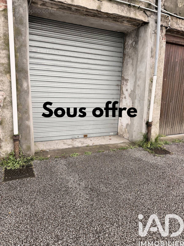 Photo 1 - Parking à SAINT-VALLIER