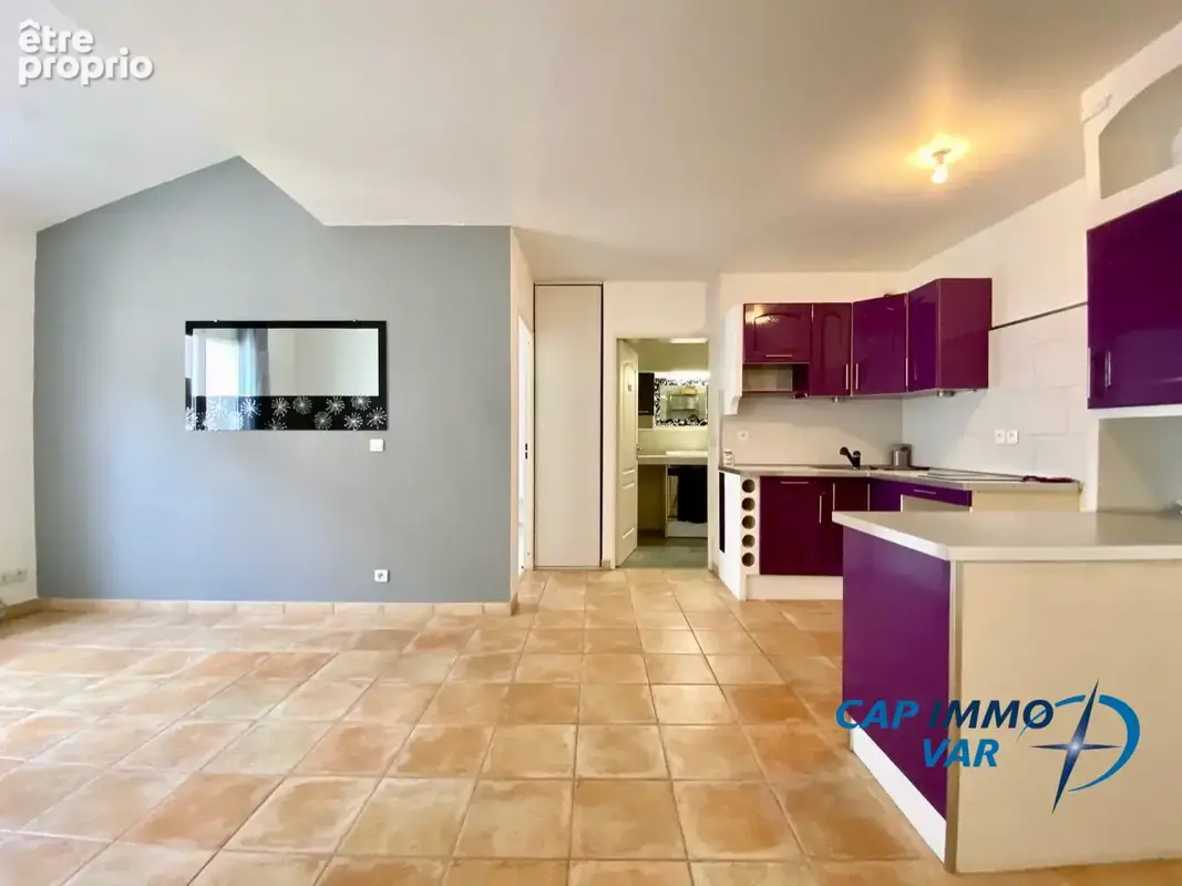 Appartement 3 pièces 42 m² à vendre à Le Beausset (83330) - photo 2
