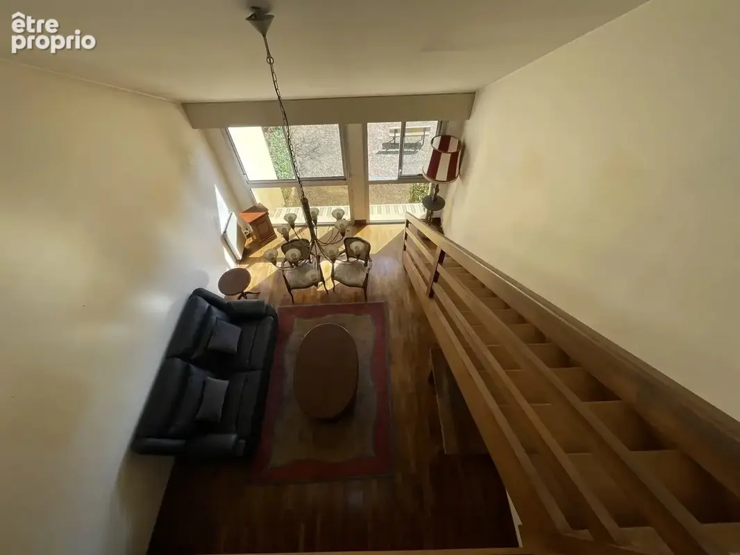 Le douet  dernier étage - t5 de 82m² – mezzanine – garage - photo 8