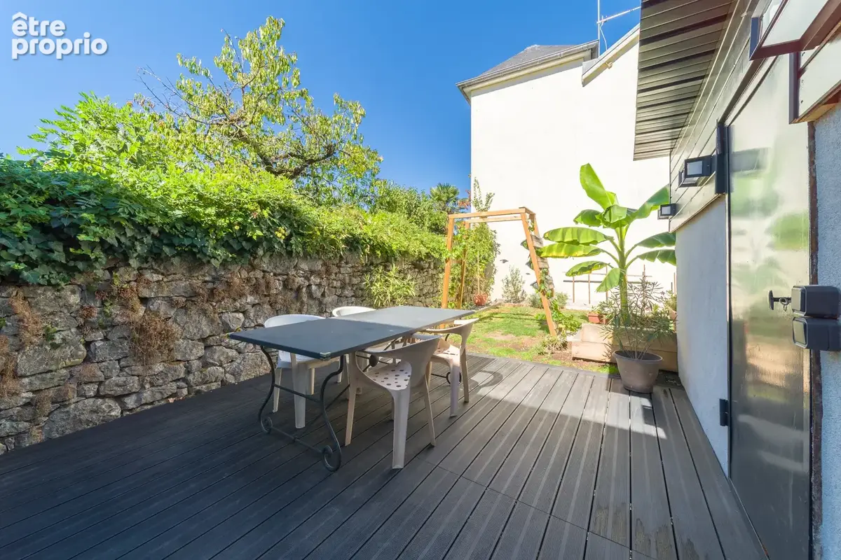 Aix-les-bains maison mitoyenne jardin garage et studio locatif - photo 7